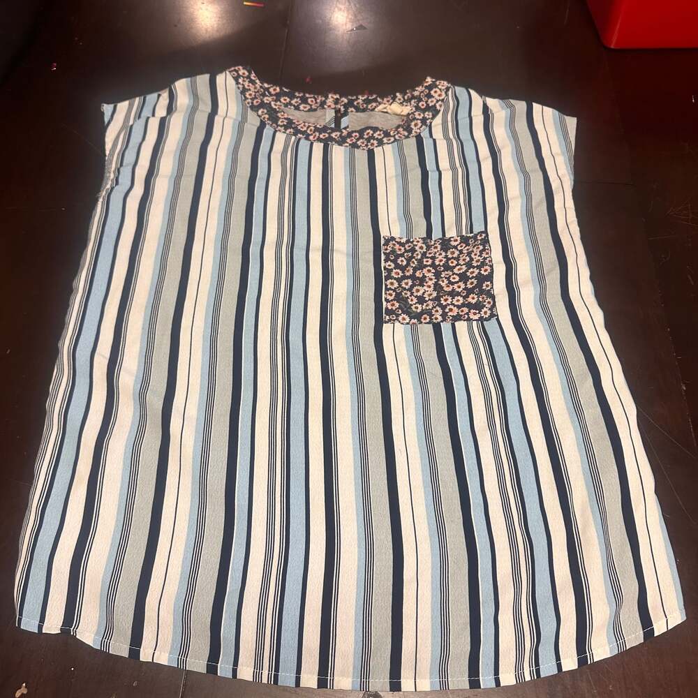 Entro Casual Spring Top Blue Striped w/ Floral Detail M - Picture 2 of 9
